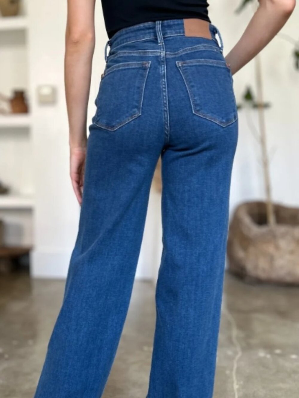 Judy Blue Full Size High Rise Straight Jeans STYLE 88869  Plus Size - Picture 2 of 2
